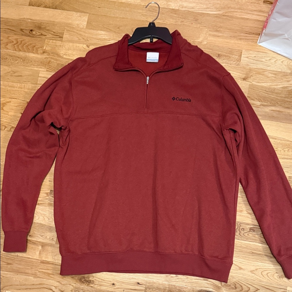 Columbia Men's Quarter zip sweatshirt XLT nice deep red burgundy color